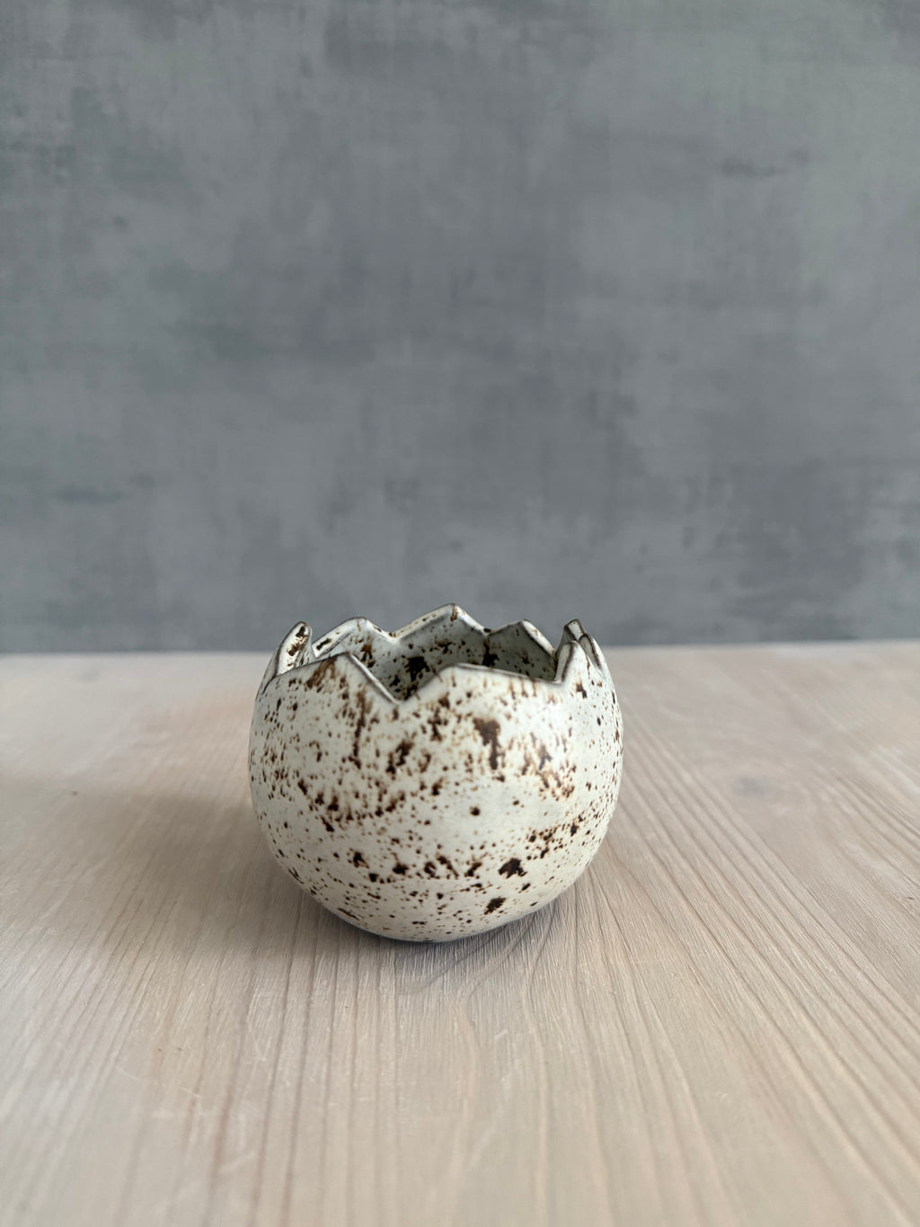 Äggskal vaktelägg